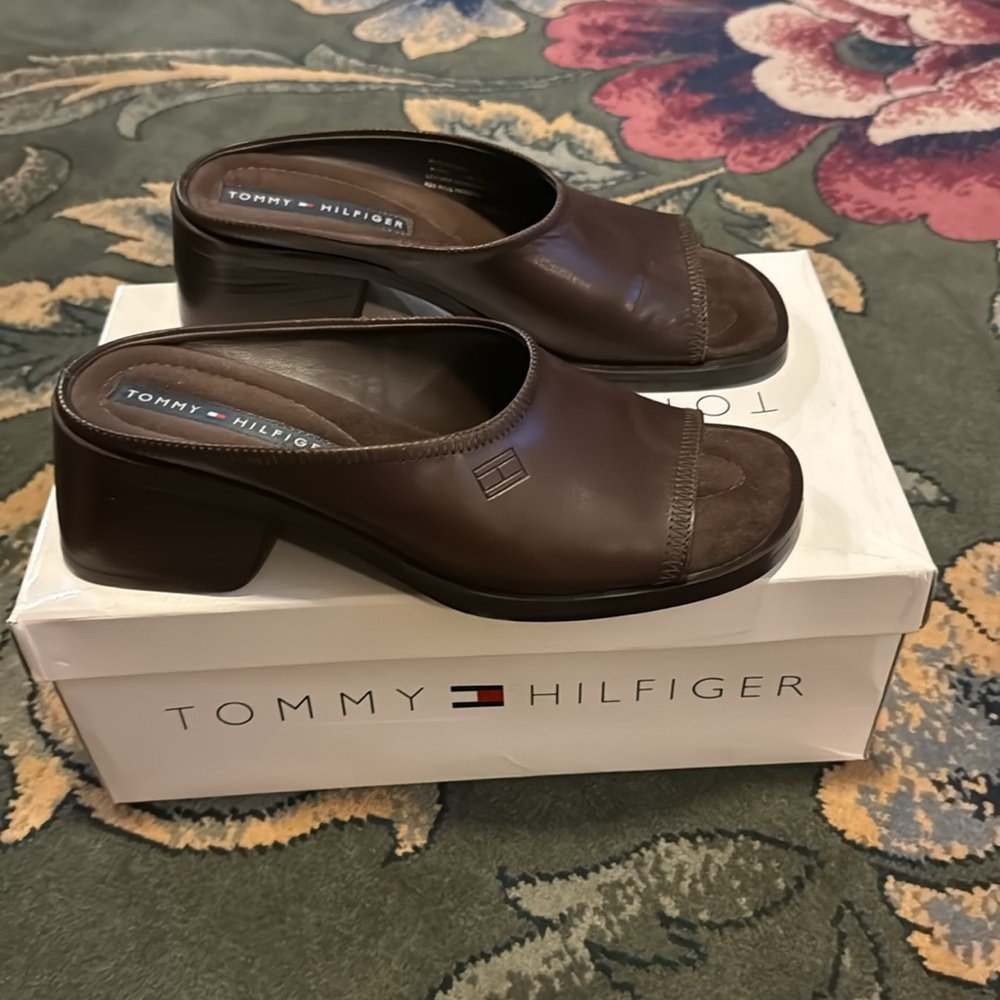 Tommy Hilfiger, 9 1/2, Brown, Women’s slip on, shoe 2 1/2 heel. New, ( NWOT )